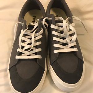 NEW! Dark grey canvas sneakers
